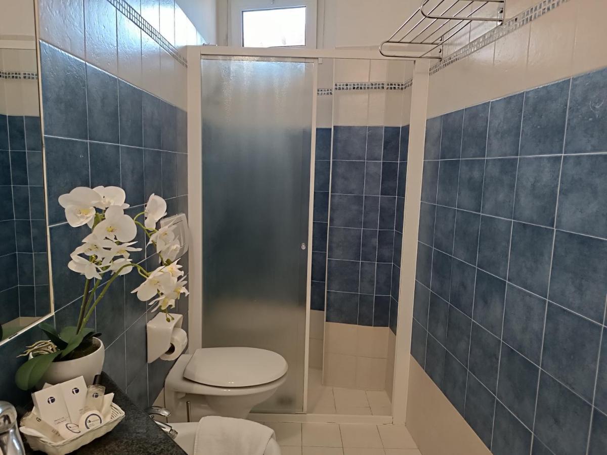 קאטוליקה Residence Queen Mary מראה חיצוני תמונה